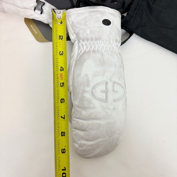 Goldbergh Hilja Mittens in White Size 6.5 - Picture 9 of 10